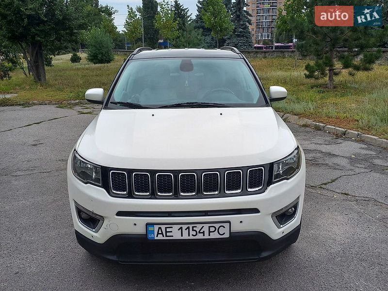 Внедорожник / Кроссовер Jeep Compass 2017 в Кременчуге