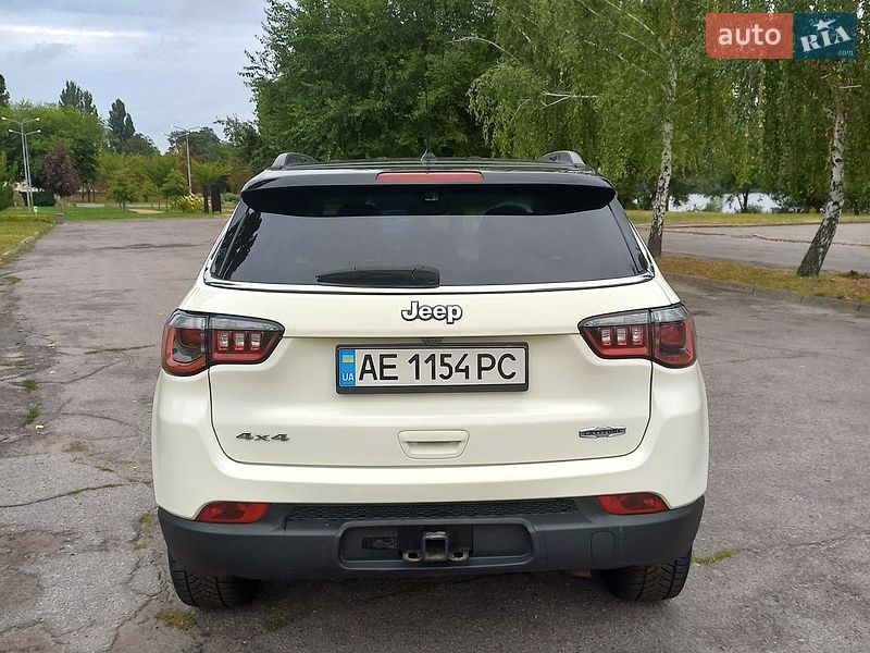 Внедорожник / Кроссовер Jeep Compass 2017 в Кременчуге