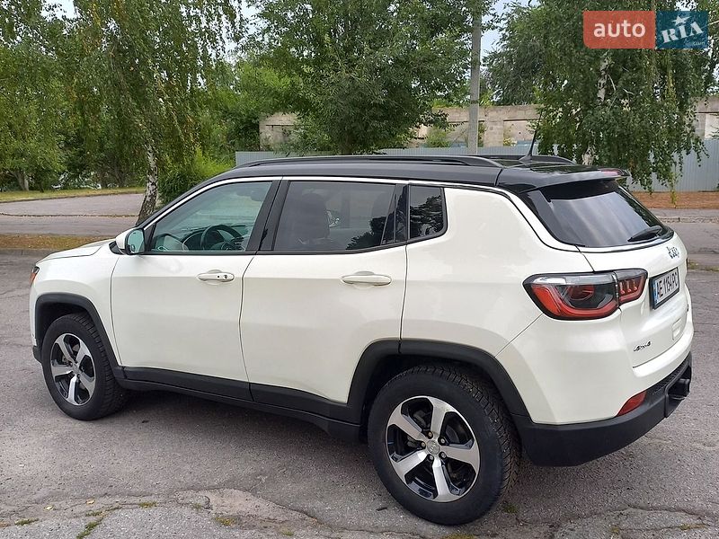 Внедорожник / Кроссовер Jeep Compass 2017 в Кременчуге