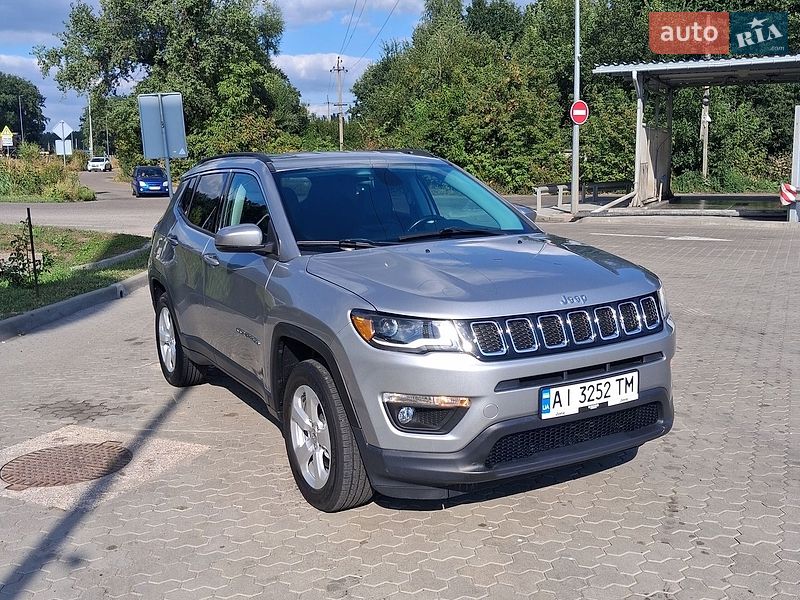 Внедорожник / Кроссовер Jeep Compass 2017 в Василькове