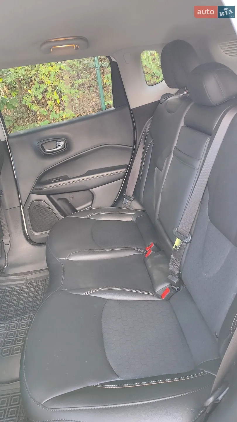 2019 Jeep Compass - мініатюра 25