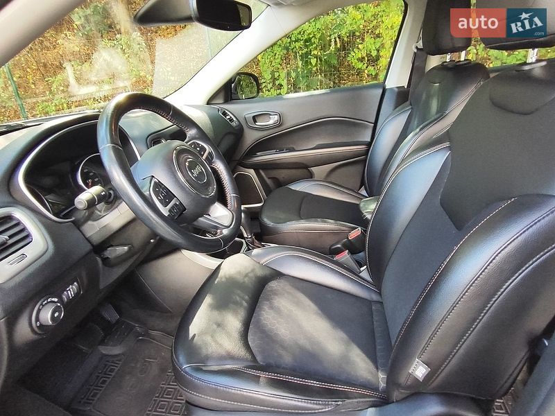 Внедорожник / Кроссовер Jeep Compass 2019 в Киеве