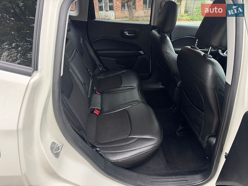 Внедорожник / Кроссовер Jeep Compass 2018 в Ровно