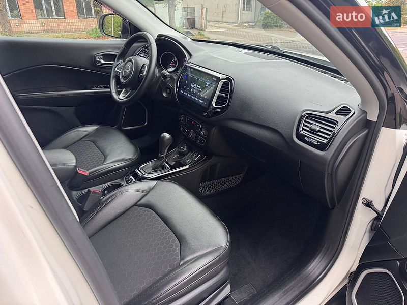 Внедорожник / Кроссовер Jeep Compass 2018 в Ровно