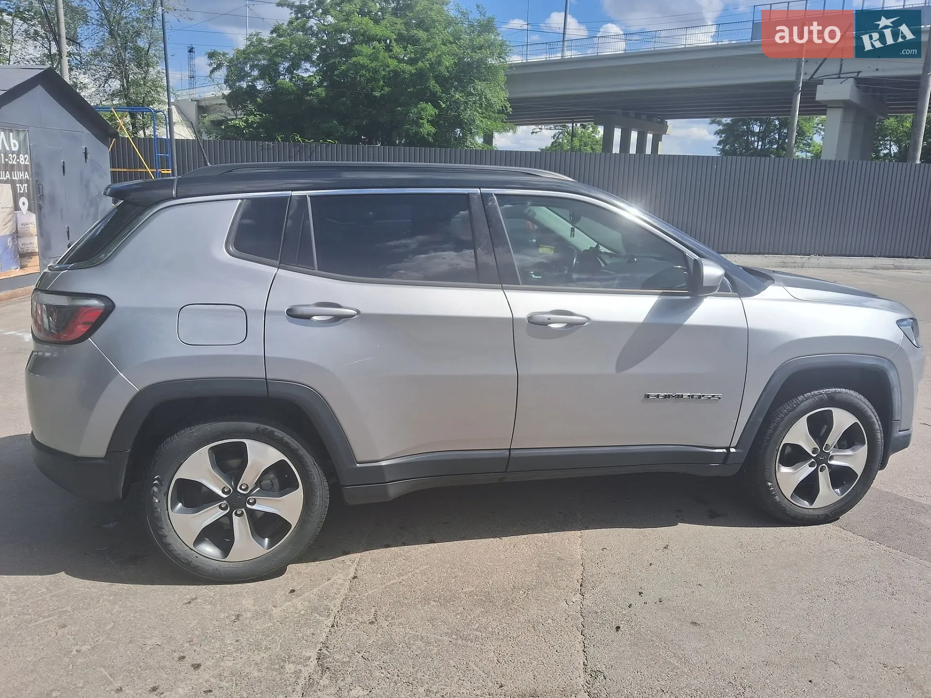 2017 Jeep Compass - мініатюра 3