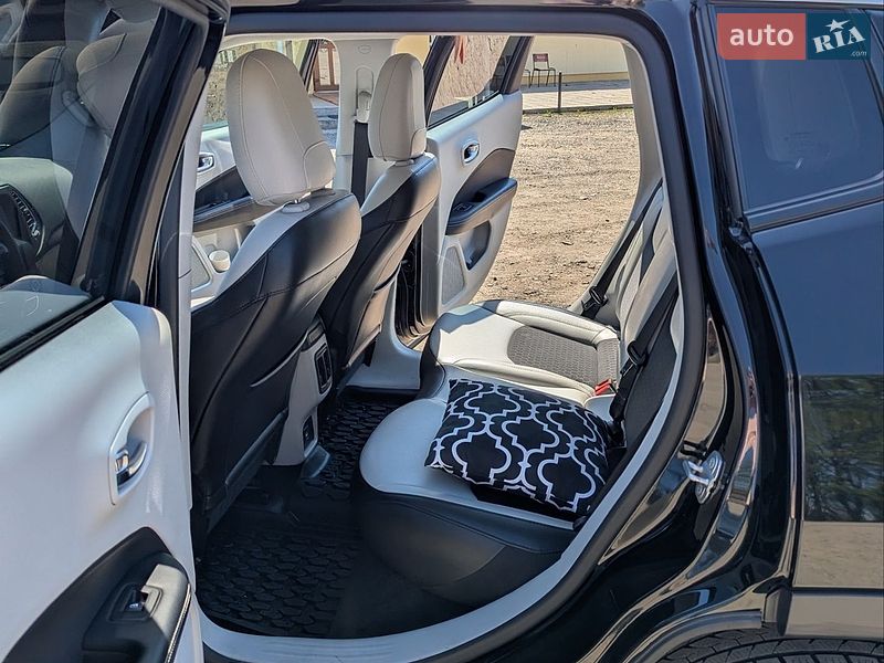 Позашляховик / Кросовер Jeep Compass 2019 в Чернівцях
