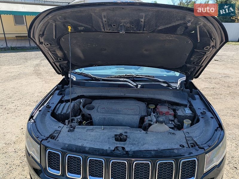 Позашляховик / Кросовер Jeep Compass 2019 в Чернівцях