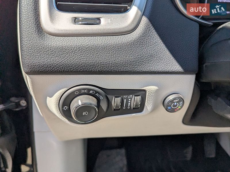 Позашляховик / Кросовер Jeep Compass 2019 в Чернівцях