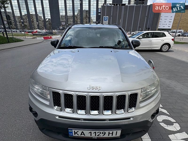 Внедорожник / Кроссовер Jeep Compass 2012 в Киеве