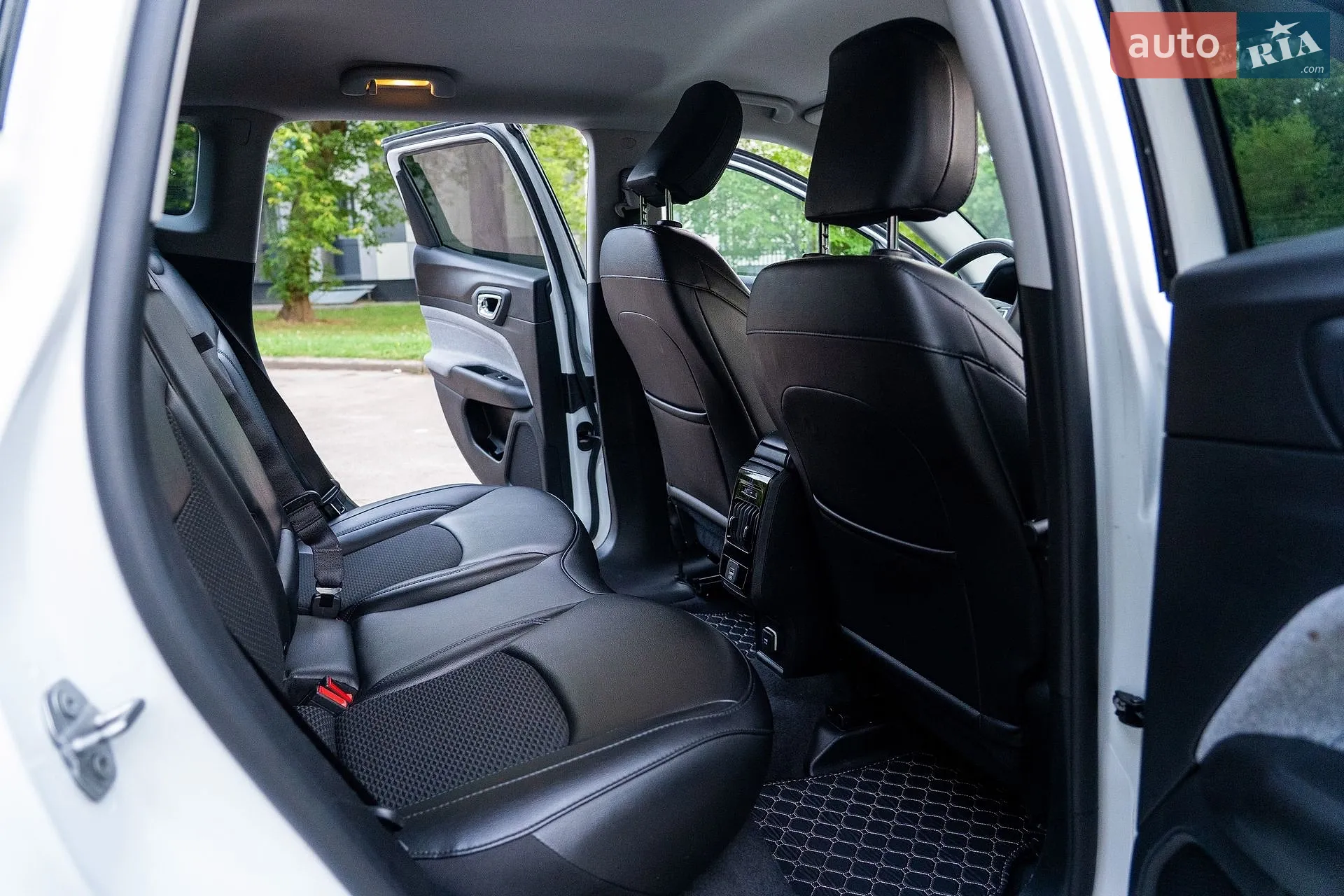 2022 Jeep Compass - мініатюра 41
