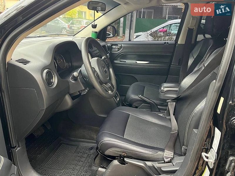 Внедорожник / Кроссовер Jeep Compass 2013 в Киеве