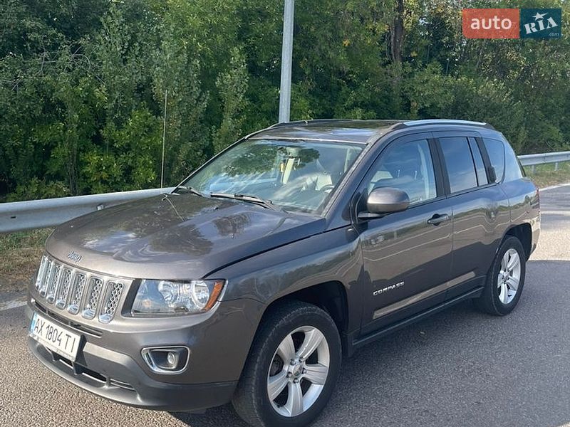Внедорожник / Кроссовер Jeep Compass 2014 в Валках