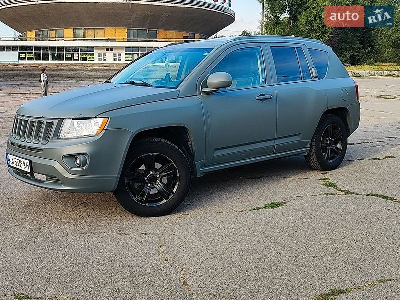 Внедорожник / Кроссовер Jeep Compass 2014 в Запорожье