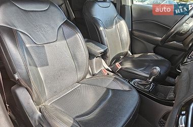 Позашляховик / Кросовер Jeep Compass 2020 в Львові фото 17 Позашляховик / Кросовер Jeep Compass 2020 в Львові