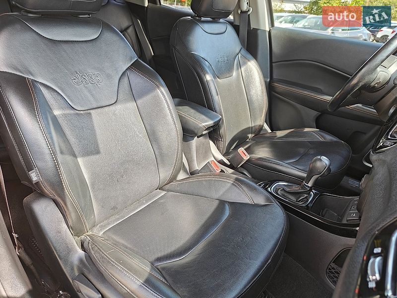 Позашляховик / Кросовер Jeep Compass 2020 в Львові фото 17 Позашляховик / Кросовер Jeep Compass 2020 в Львові
