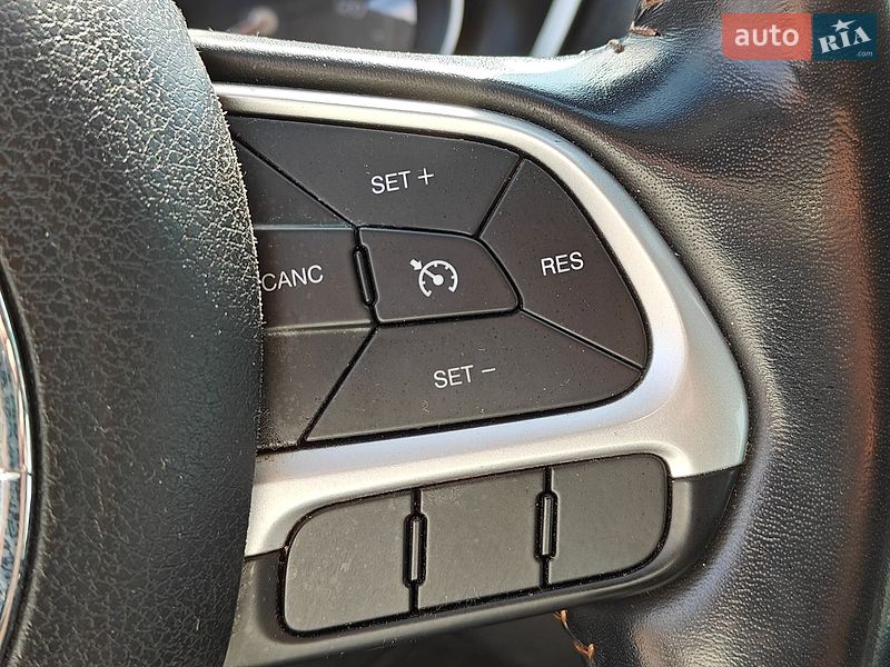 Позашляховик / Кросовер Jeep Compass 2020 в Львові фото 25 Позашляховик / Кросовер Jeep Compass 2020 в Львові