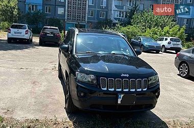 Внедорожник / Кроссовер Jeep Compass 2015 в Черкассах