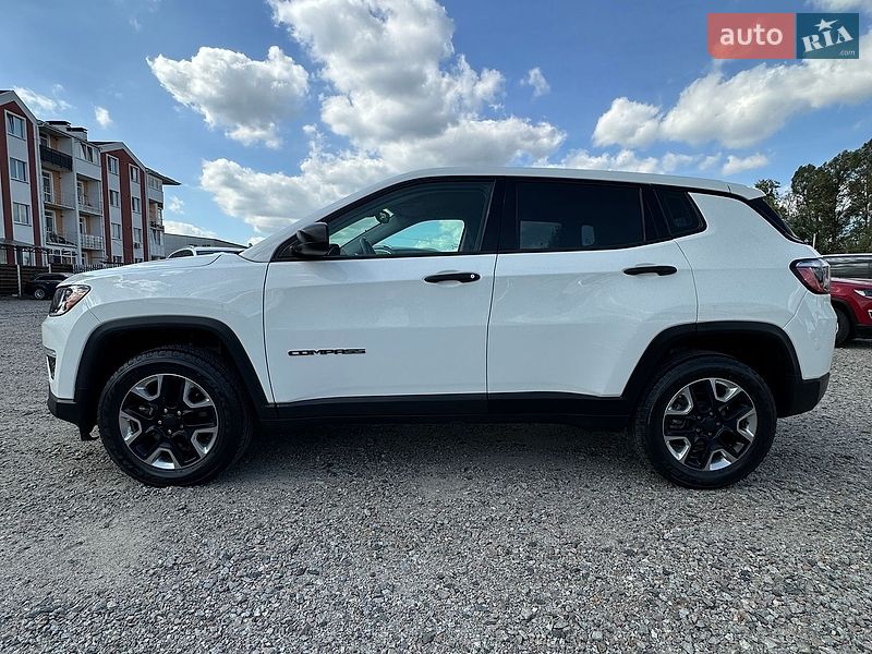 Позашляховик / Кросовер Jeep Compass 2017 в Білогородці