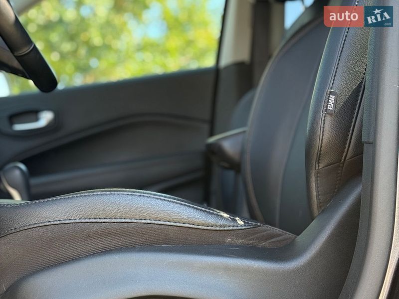Позашляховик / Кросовер Jeep Compass 2019 в Києві