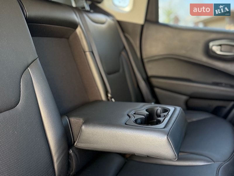 Позашляховик / Кросовер Jeep Compass 2019 в Києві