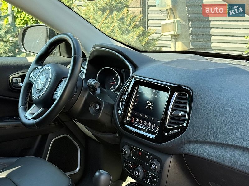 Позашляховик / Кросовер Jeep Compass 2019 в Києві
