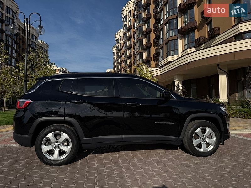 Позашляховик / Кросовер Jeep Compass 2017 в Києві