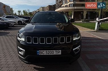 Позашляховик / Кросовер Jeep Compass 2017 в Києві