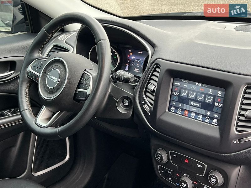 Позашляховик / Кросовер Jeep Compass 2018 в Рівному