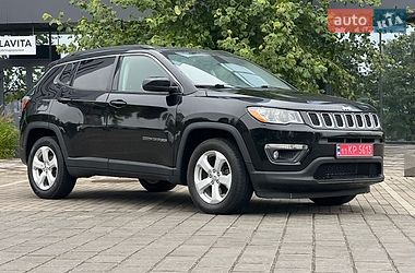 Внедорожник / Кроссовер Jeep Compass 2017 в Ровно Внедорожник / Кроссовер Jeep Compass 2017 в Ровно