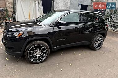 Внедорожник / Кроссовер Jeep Compass 2023 в Киеве