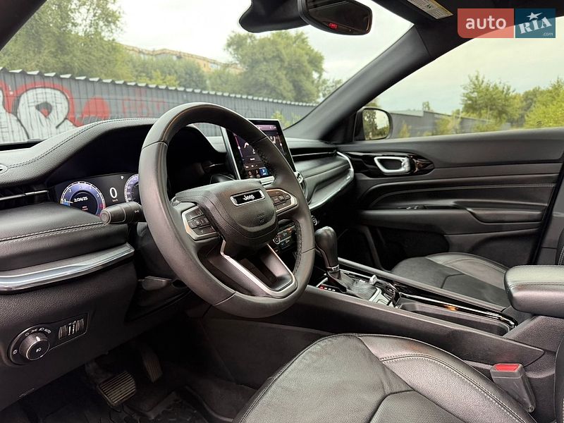 Внедорожник / Кроссовер Jeep Compass 2023 в Каменском