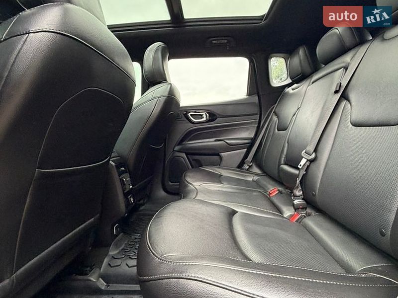 Внедорожник / Кроссовер Jeep Compass 2023 в Каменском