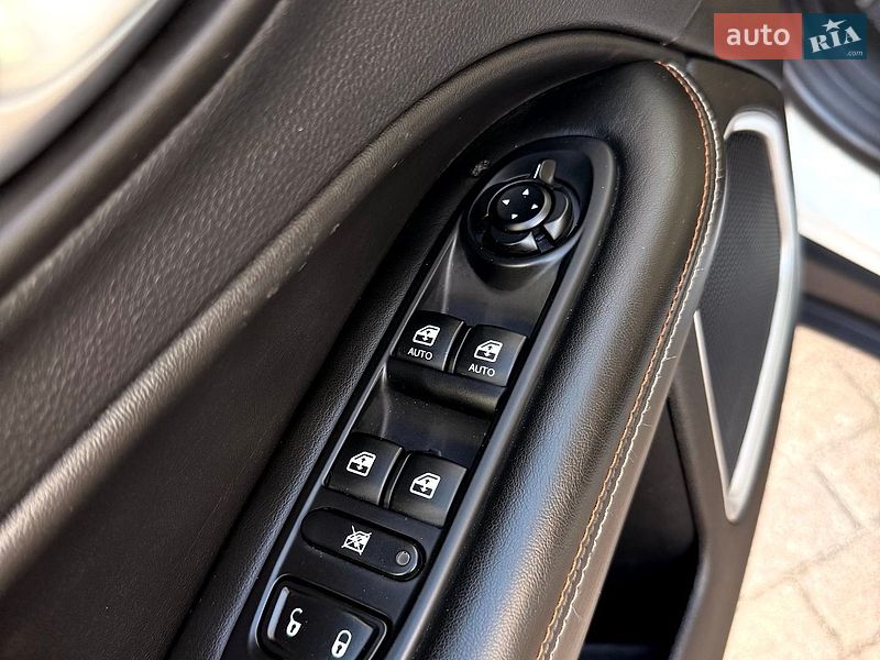 Позашляховик / Кросовер Jeep Compass 2017 в Сумах фото 13 Позашляховик / Кросовер Jeep Compass 2017 в Сумах