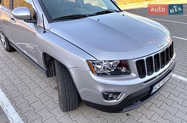 Внедорожник / Кроссовер Jeep Compass 2016 в Киеве