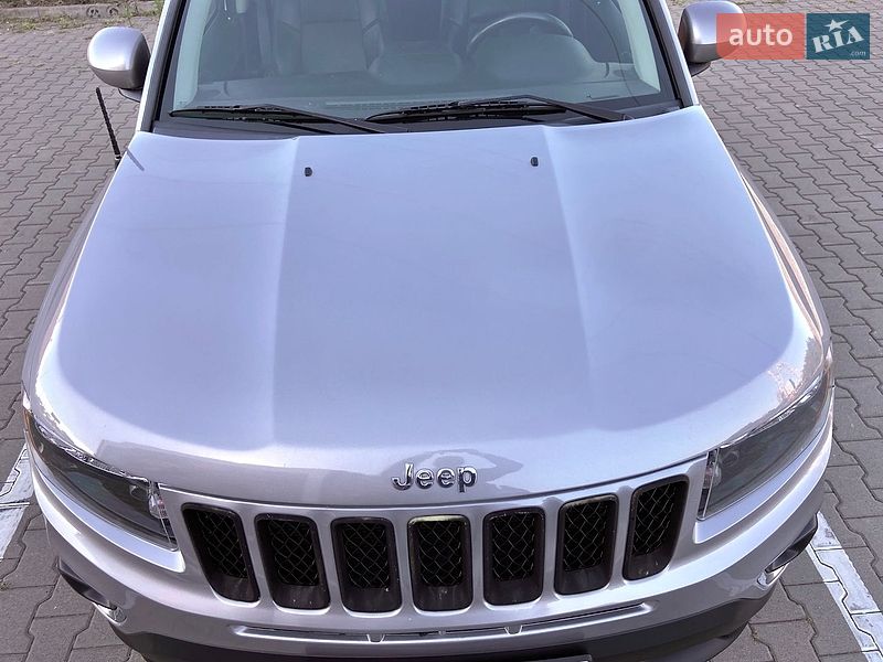 Внедорожник / Кроссовер Jeep Compass 2016 в Киеве