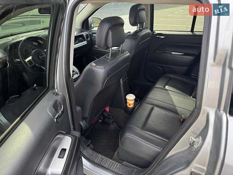 Внедорожник / Кроссовер Jeep Compass 2016 в Киеве
