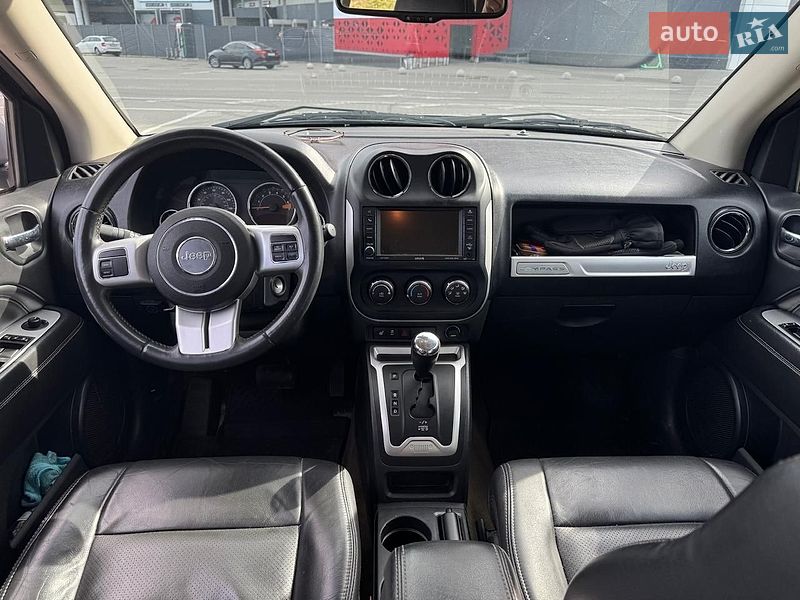 Внедорожник / Кроссовер Jeep Compass 2016 в Киеве