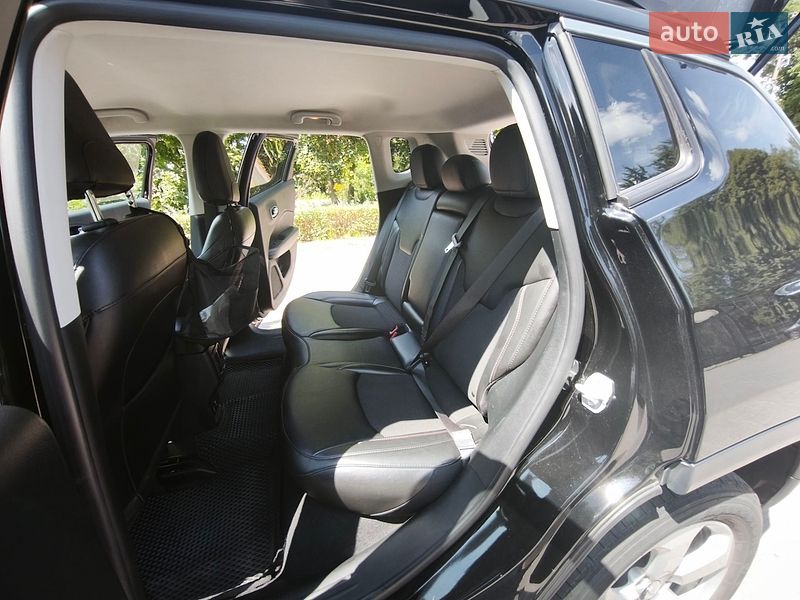 Позашляховик / Кросовер Jeep Compass 2021 в Миргороді