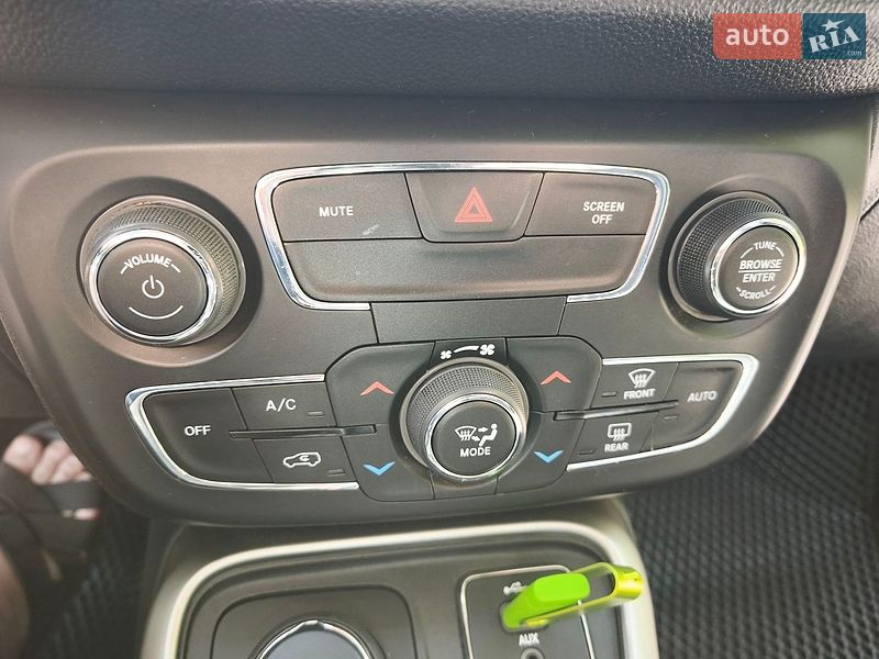 Позашляховик / Кросовер Jeep Compass 2021 в Миргороді