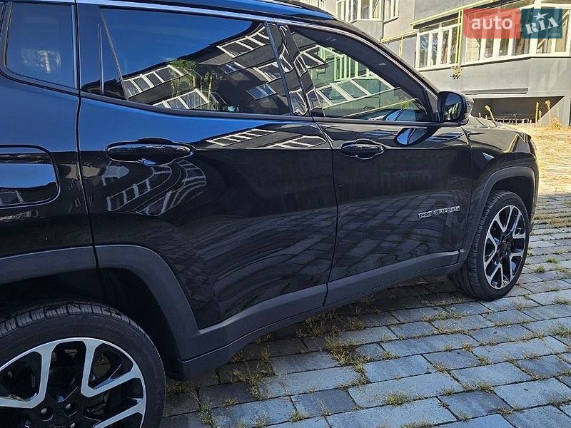 Внедорожник / Кроссовер Jeep Compass 2018 в Ахтырке