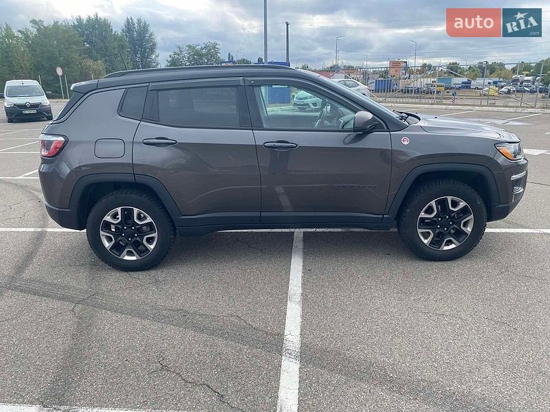 Внедорожник / Кроссовер Jeep Compass 2018 в Киеве