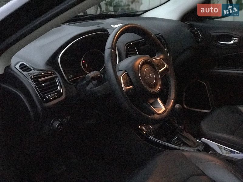 Позашляховик / Кросовер Jeep Compass 2018 в Хмельницькому фото 13 Позашляховик / Кросовер Jeep Compass 2018 в Хмельницькому