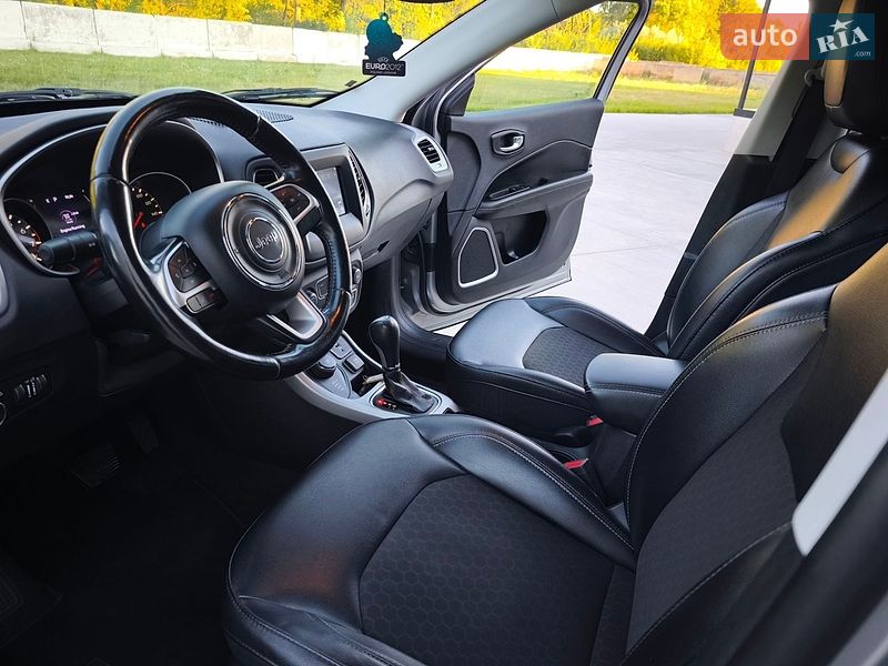 Позашляховик / Кросовер Jeep Compass 2020 в Луцьку фото 25 Позашляховик / Кросовер Jeep Compass 2020 в Луцьку