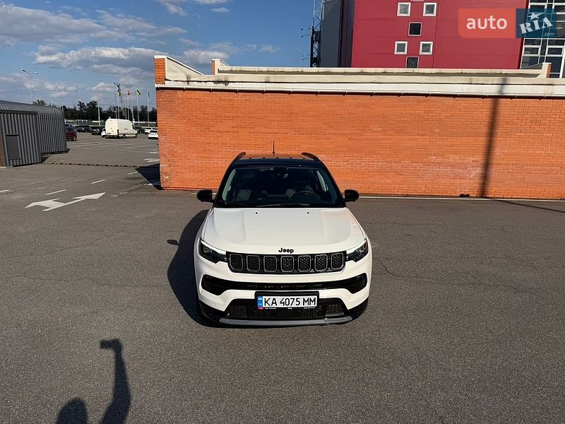 Внедорожник / Кроссовер Jeep Compass 2024 в Киеве фото 13 Внедорожник / Кроссовер Jeep Compass 2024 в Киеве