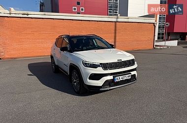 Внедорожник / Кроссовер Jeep Compass 2024 в Киеве фото 2 Внедорожник / Кроссовер Jeep Compass 2024 в Киеве