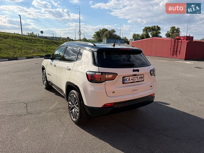 Внедорожник / Кроссовер Jeep Compass 2024 в Киеве фото 9 Внедорожник / Кроссовер Jeep Compass 2024 в Киеве