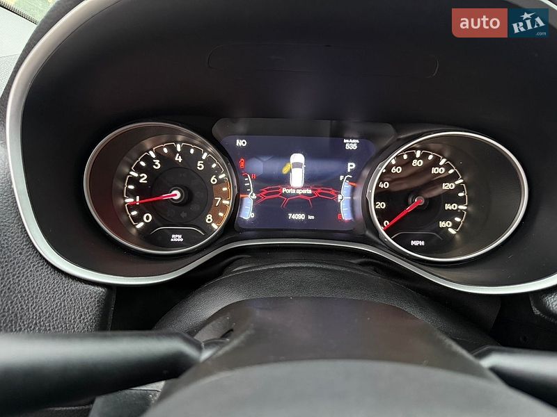 Позашляховик / Кросовер Jeep Compass 2019 в Києві фото 12 Позашляховик / Кросовер Jeep Compass 2019 в Києві
