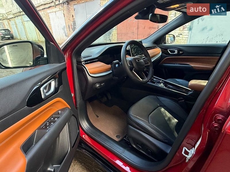 Внедорожник / Кроссовер Jeep Compass 2024 в Киеве