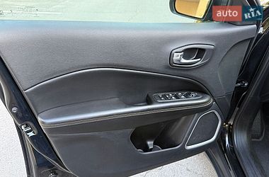 Позашляховик / Кросовер Jeep Compass 2020 в Ромнах