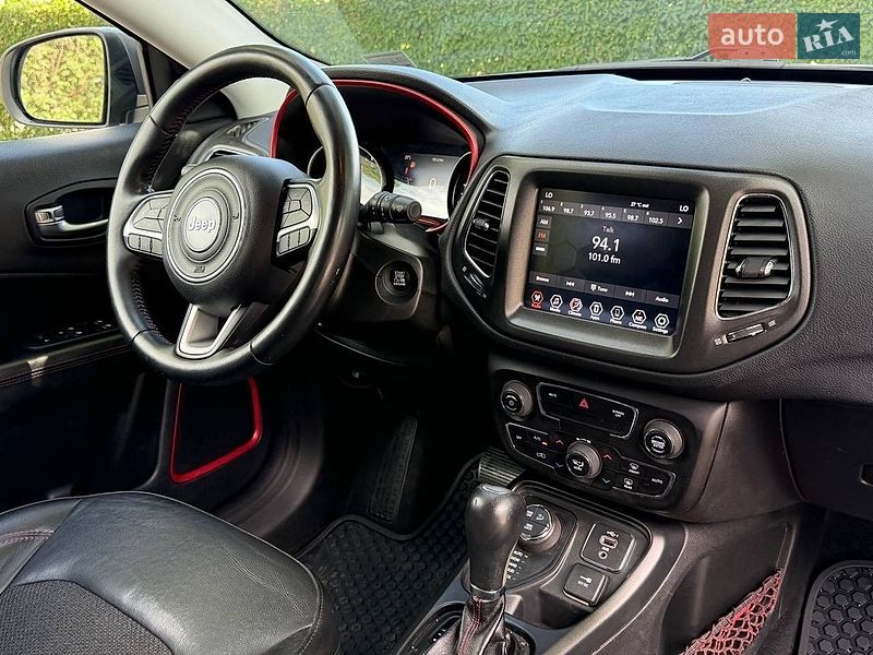Внедорожник / Кроссовер Jeep Compass 2019 в Стрые